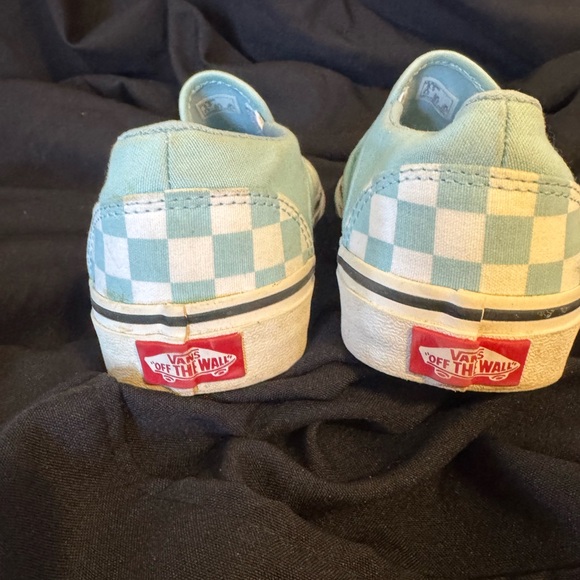 VANS - Picture 4 of 9